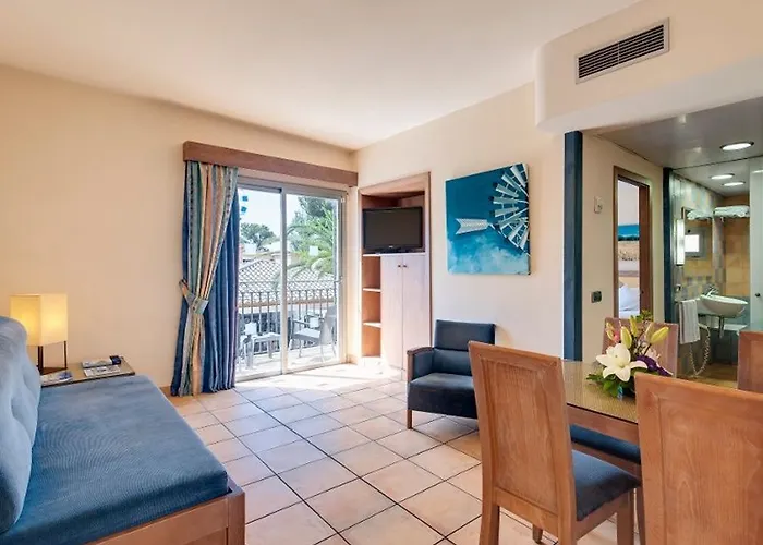 فندق Occidental 4*