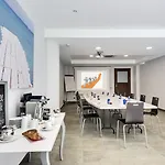 فندق Occidental 4*