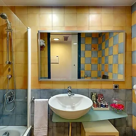 Occidental 4*