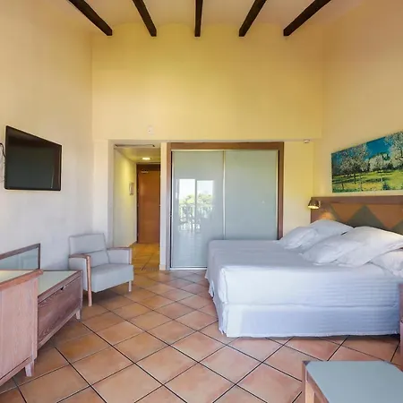 Occidental Ξενοδοχείο 4*