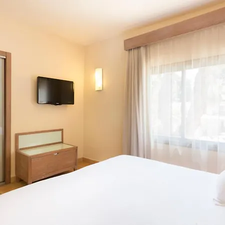 Ξενοδοχείο Occidental 4*